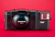 Olympus Xa1 D.zuiko 35mm F4 + A9m Flash (tested)
