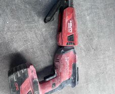 Hilti screw gun