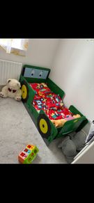 todler tractor bed
