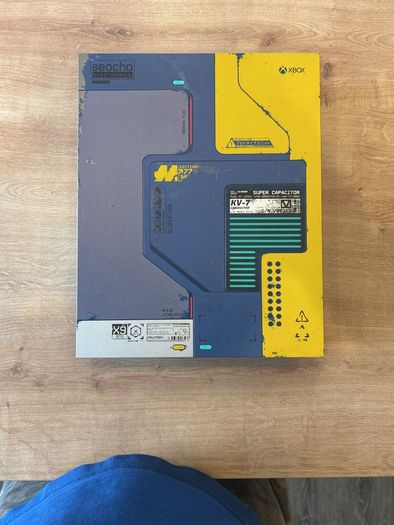 Xbox One X - Cyberpunk limited edition