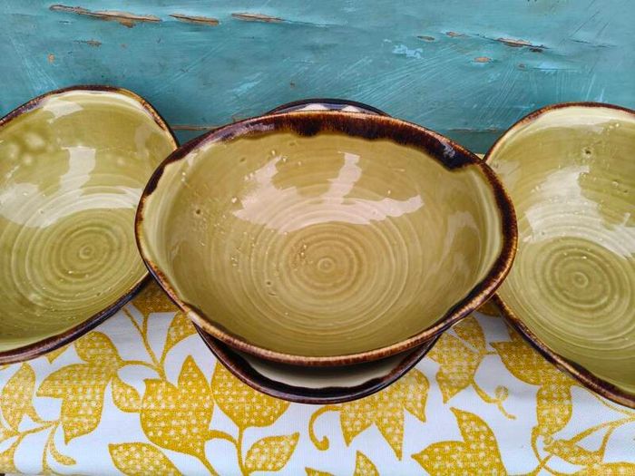 4 x Vintage Dudson Bowls
