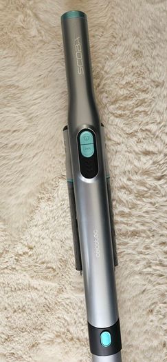 Cordless hoover