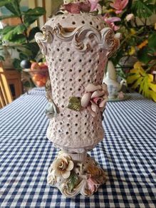Capodimonte Italian porcelain lamp structure