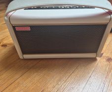 Positive Grid Spark 2 Smart Guitar Amp Bluetooth Speaker Pearl White