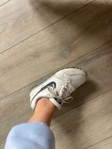 nike woman's trainers