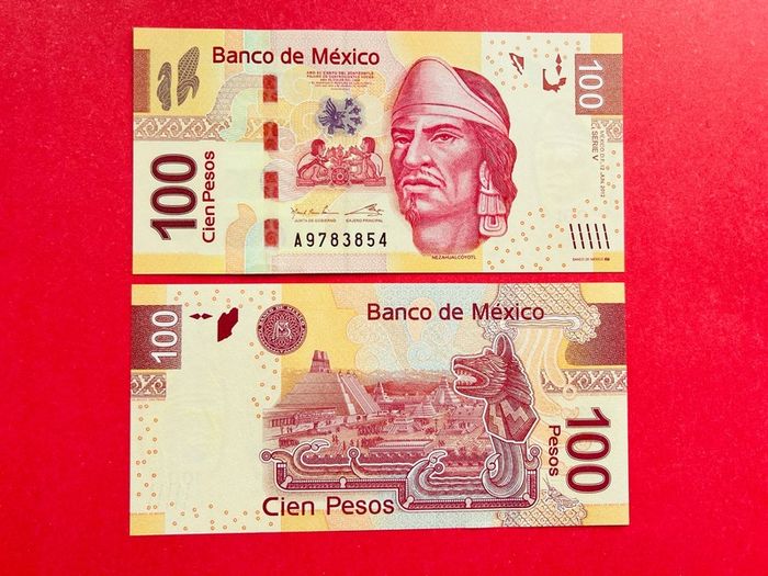 Mexico   100  Pesos.  2012  . Pick  124 .    ( Uncirculated )