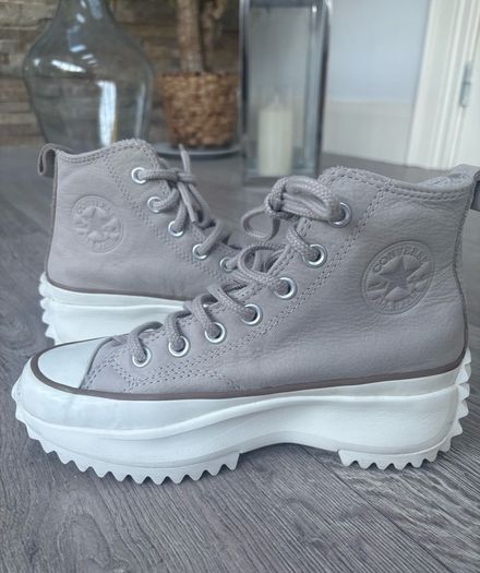 womens leather converse