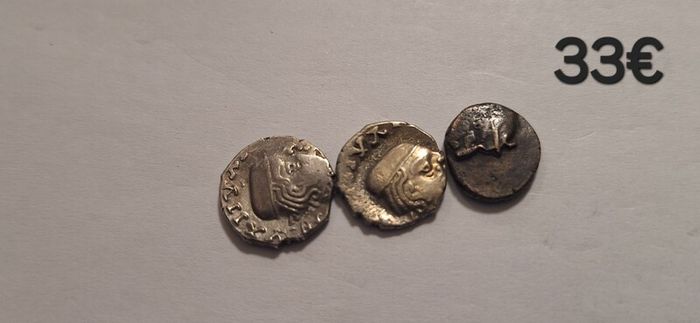 Coins,pound,cent,dollar,penny,rupee,millieme,fils,shilling,centavos,pesos,piastre,paise,pesetas,ore