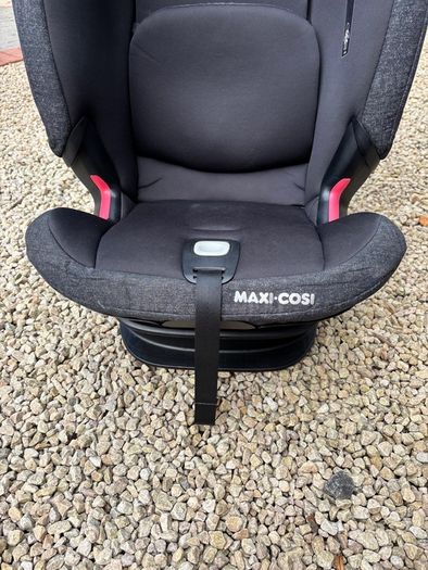 Maxi Cosi Titan Pro for sale
