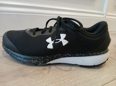 Under Armour Charged Escape 3 Running Shoes UK 9.5 Like New