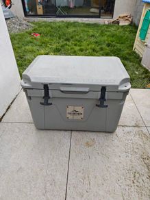 Cooler box