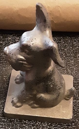 vintage scottie dog, possibly pewter
