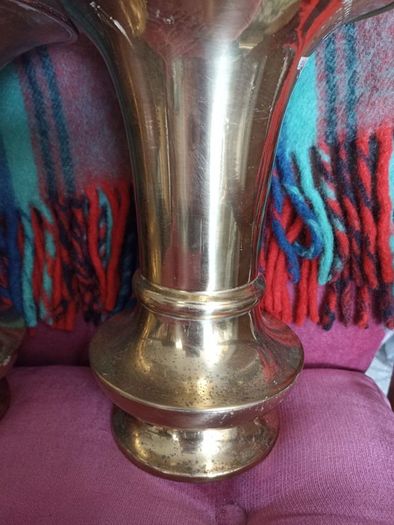 2 X Decorative Vases