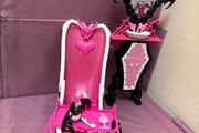 Monster High Doll Draculaura Powder Room Playset Furniture Set