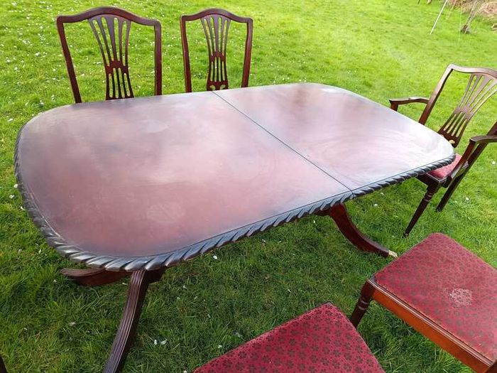 Dining table with chars - solid wood