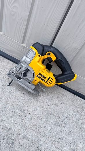 DeWalt XR cordless jigsaw