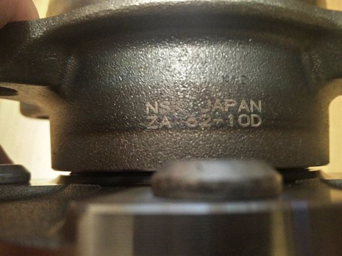 TOYOTA Front Wheel Bearing Kit