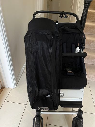 Mountain buggy Duet