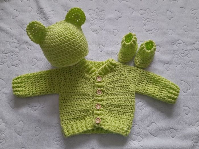 Handmade baby cardigan set 0-3 months