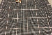 Ladies BNWT skirt size 8