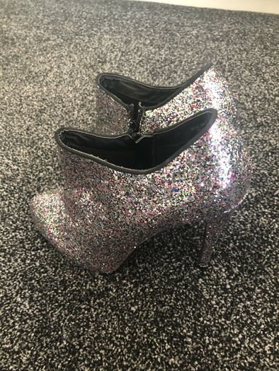 Ankle boots