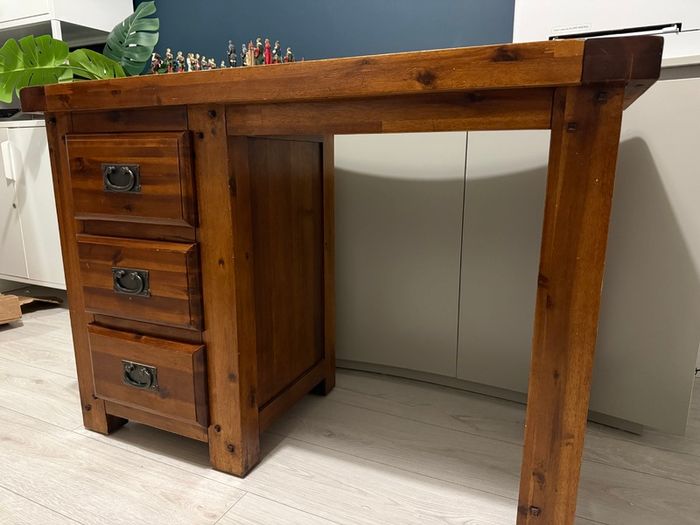 Solid Wooden Desk Rustic Style with 3 Drawers