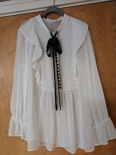 M&S Autograph  White Blouse.    Size 14.  B.N.W.T