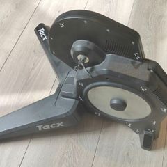 Tacx Flux T2900 Smart Bike Trainer for Sale