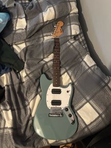 Squier Bullet Mustang