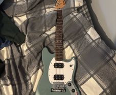 Squier Bullet Mustang