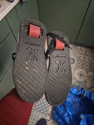 heelies