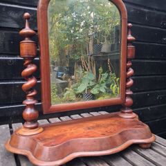 Victorian mahogany dressing table swing mirror