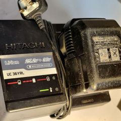 Hitachi battery charger UC 36YRL + 1 battery