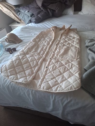 sleeveless long coat