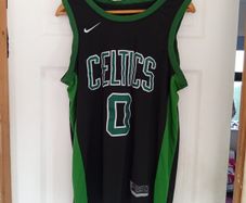 NBA jersey (size 50)