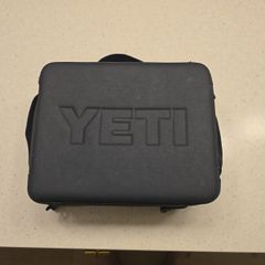 Yeti Daytrip lunch box