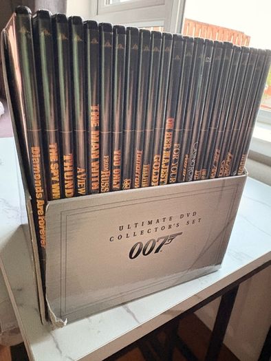 007 Ultimate DVD collectors set