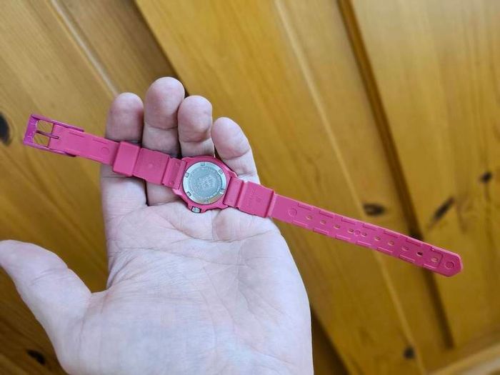 Vintage Swiss Made 1990s Tag Heuer Formula 1 Dark Pink Plastic Lady's Swiss Watch Quartz
