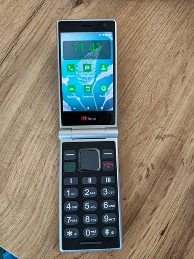TT Phone 4G android like new. box. warranty. invoice