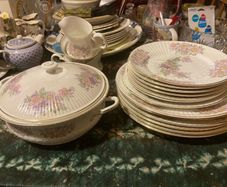 Royal Tara dinner set part