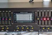 Stereo graphic equalizer Brand Acoustic Control - VQ-125, full working.