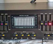 Stereo graphic equalizer Brand Acoustic Control - VQ-125, full working.