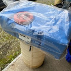 Fiamma 70 litre water tank