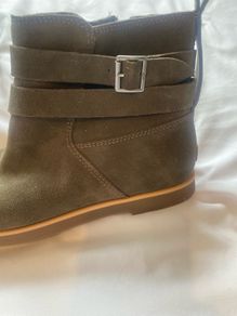 Genuine UGG Boots - Size UK 41/ US 10