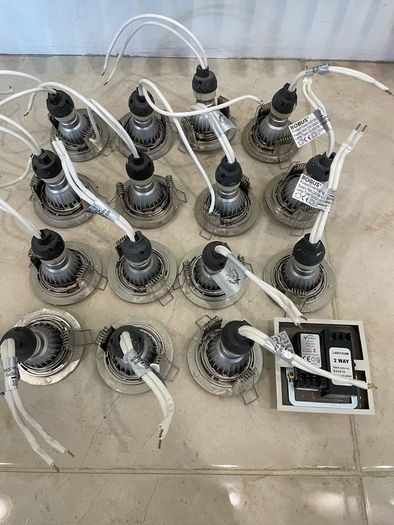 LED Ceiling Downlights 7.5w 15 units plus dimmer switch