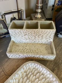 Storage/display items . Stone mix