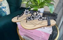 Brand New Girls Black Diamante Sandals. Size UK 1 / EU 33