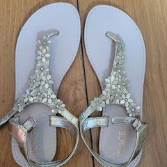 girls sandals