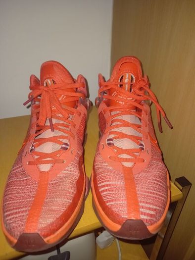 Nike GT Jump 2 size 10.5
