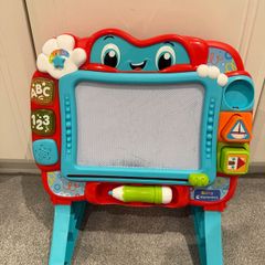 Baby Clementoni Interactive Magnetic Easel